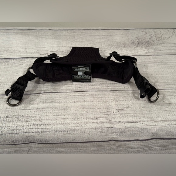 CANADA POOCH LTD Black Mesh Dog Harness/size SP - Picture 6 of 7